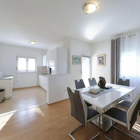 Luka Apartment Zadar